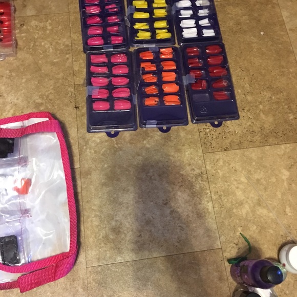 Nails - Picture 2 of 6